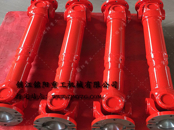 新式整體叉頭式萬向聯(lián)軸器是冶金、軋鋼等機(jī)械設(shè)備的優(yōu)選傳動(dòng)件-萬向聯(lián)軸器